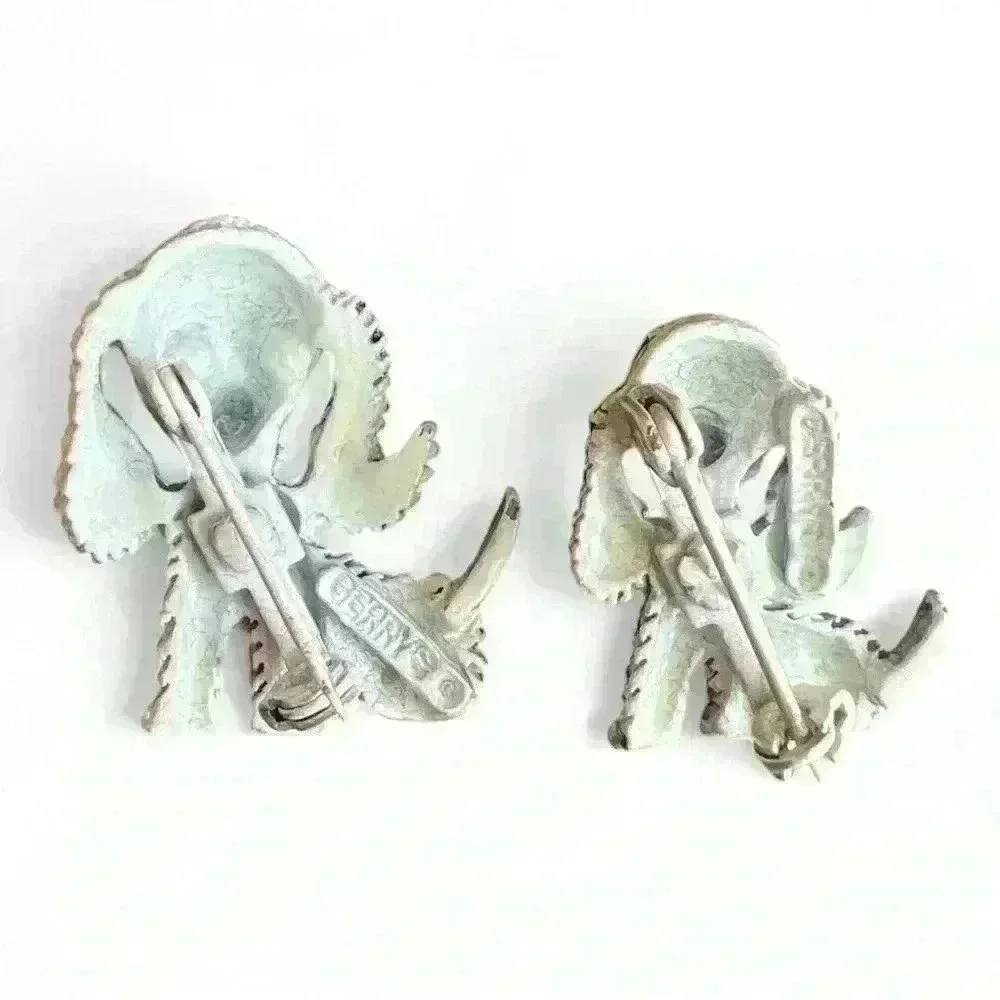 Vintage Gerry’s gray enamel mom & pup dog emerald green rhinestone brooch pin